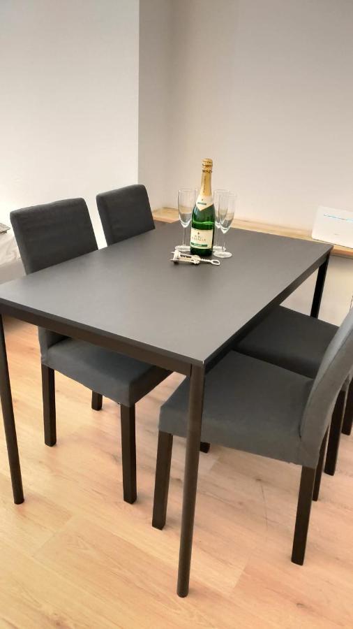 Cozynite Premium Hauptbahnhof 1+2 Apartment *